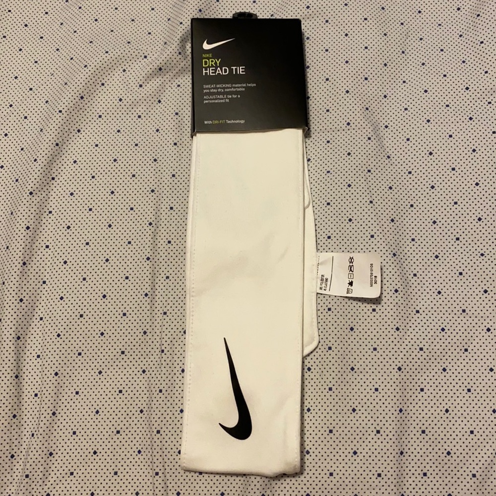 Nike Dri-Fit Head Tie “White”